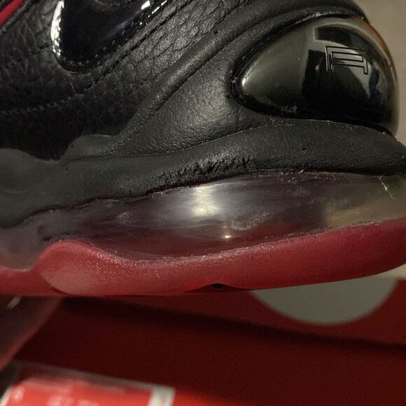 Nike Shoes Mens Size 6 Air Total Max Uptempo Sneakers Black Varsity Red Bred main image 8